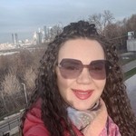 Gina, 47