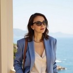 Sofi, 49