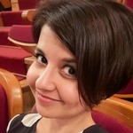 Nina, 37